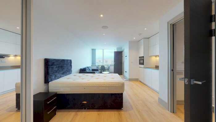 Studio To Rent In Market Square, Uxbridge, UB8