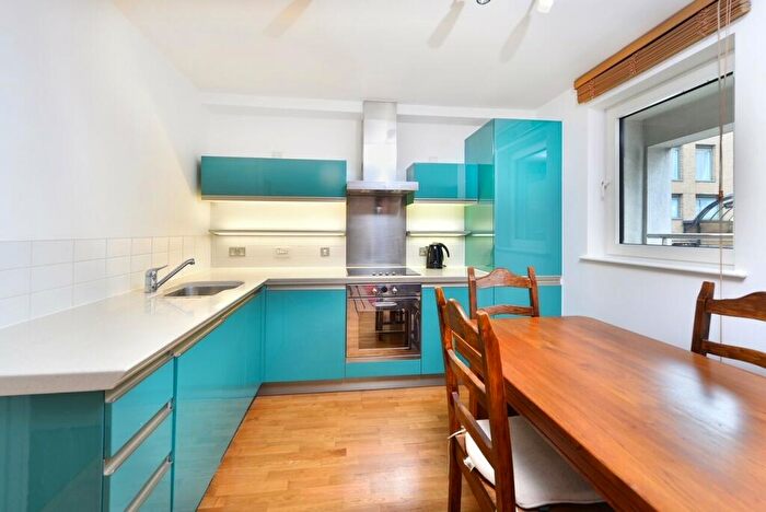 1 Bedroom Flat To Rent In Joiners Yard, Kings Cross, N1