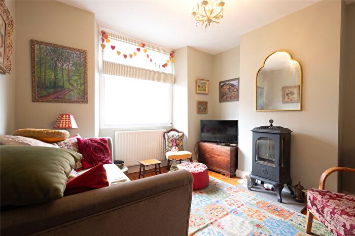 3 Bedroom Terraced House For Sale In Cotteswold Road, Tewkesbury, Gloucestershire, GL20