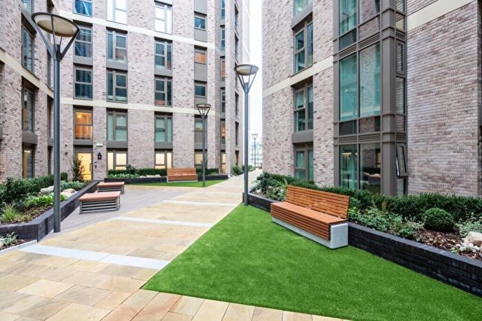 2 Bedroom Apartment To Rent In Blucher St Birmingham, B1