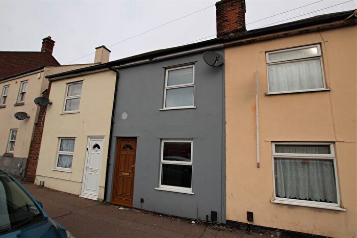 2 Bedroom Terraced House To Rent In Two Bed Terrace, Magdalen St, CO1
