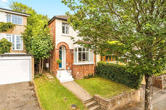 3 Bedroom Semi-Detached House For Sale In Sunningvale Avenue, Biggin Hill, Westerham, Kent, TN16