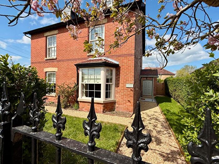 4 Bedroom Detached House For Sale In Laburnum Walk, Stonehouse, GL10