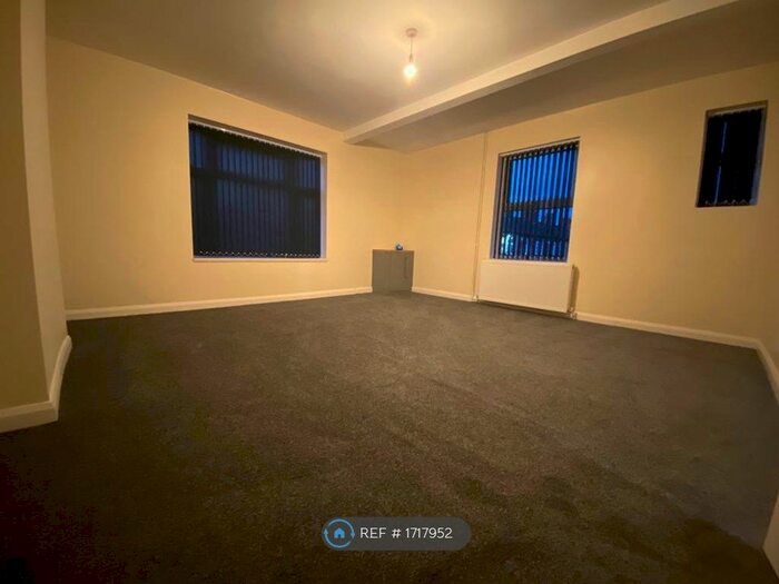 2 Bedroom Flat To Rent In Central Road, Leicester, LE3