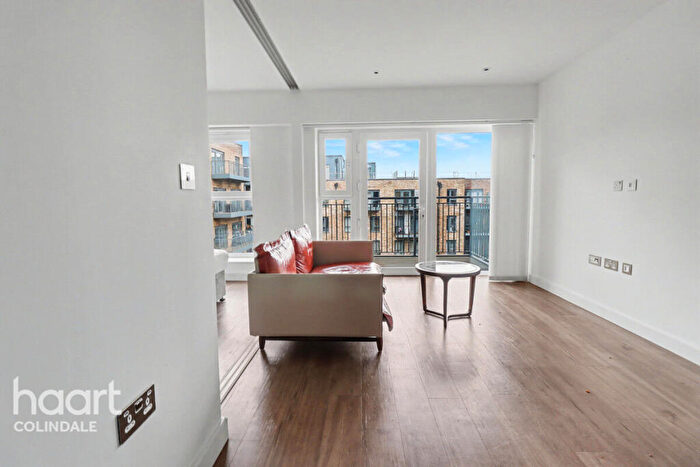 1 Bedroom Apartment For Sale In Farington House, Beaufort Park, NW9