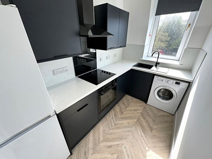 2 Bedroom Flat To Rent In Fraser Road, City Centre, Aberdeen, AB25