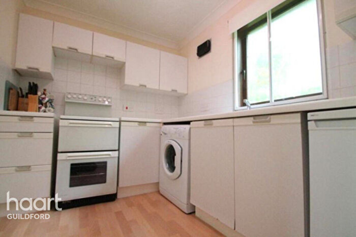 1 Bedroom Apartment To Rent In Dairymans Walk, Guildford, GU4