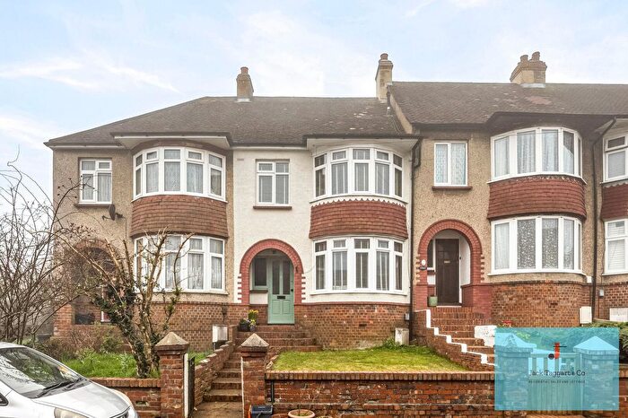 3 Bedroom Property For Sale In Fairway Crescent, Portslade, Brighton, BN41