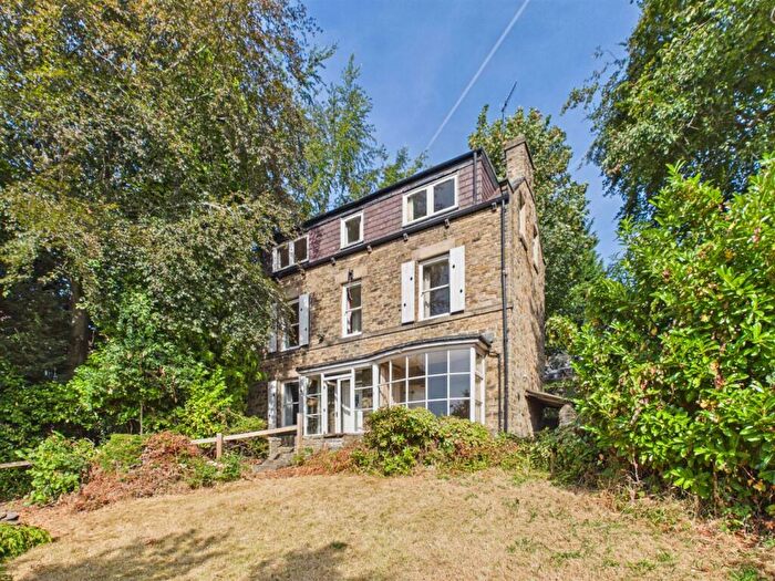 4 Bedroom Detached House For Sale In Colby Place, Sheffield, S6