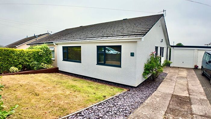 3 Bedroom Semi-Detached Bungalow For Sale In Pen-Y-Fan Way, Oakdale, Blackwood, NP12