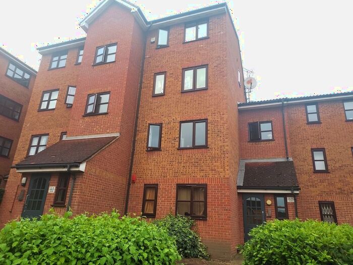 1 Bedroom Flat To Rent In John Williams Close, London, SE14