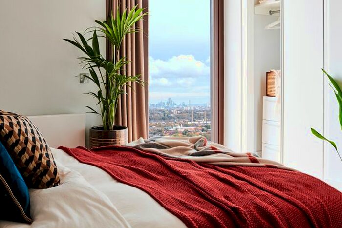 3 Bedroom Flat To Rent In Park Lane, Wembley, London, HA9