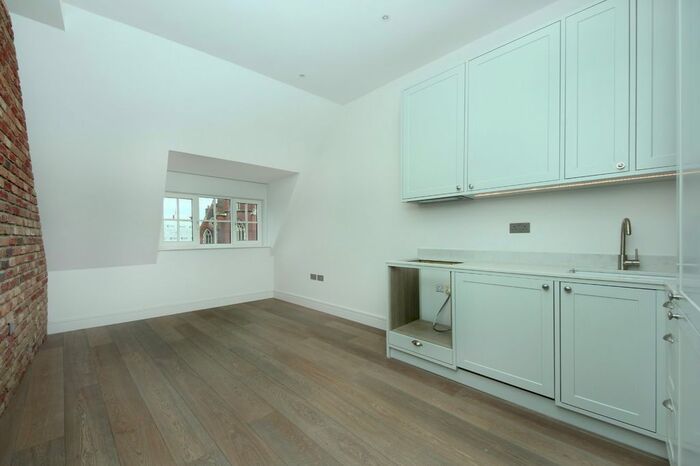 1 Bedroom Flat To Rent In High Street, London, W3