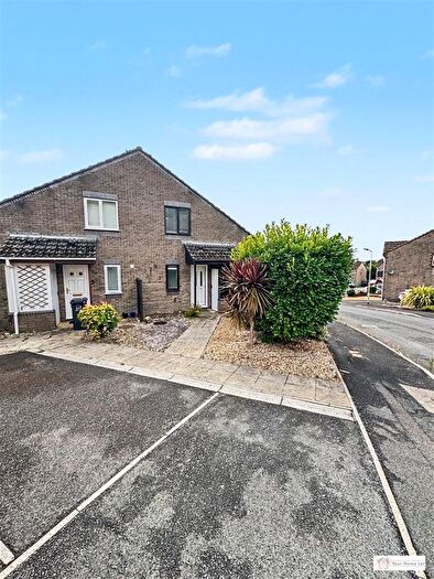 1 Bedroom End Terrace House To Rent In Barn Close, Ivybridge, PL21