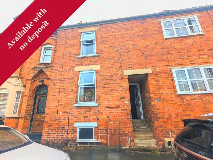 2 Bedroom Terraced House To Rent In Dudley Road, Grantham, NG31