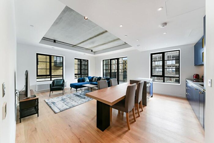 2 Bedroom Apartment To Rent In Agar House, Goodluck Hope, London, E14