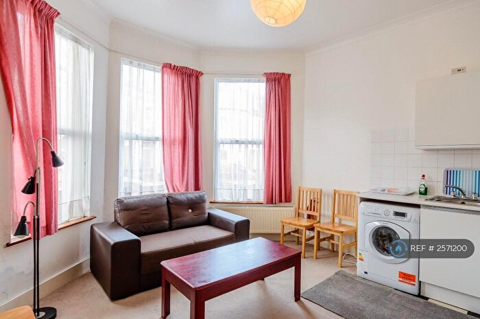1 Bedroom Flat To Rent In Hornsey, London, N8