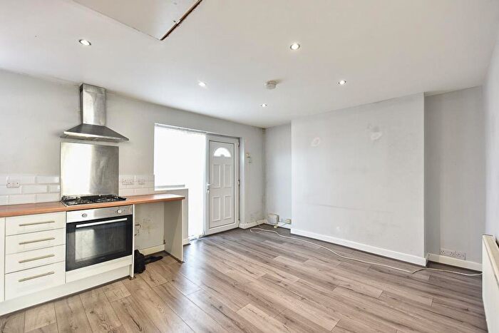 1 Bedroom Flat To Rent In Woodborough Road, Mapperley, Nottingham, NG3
