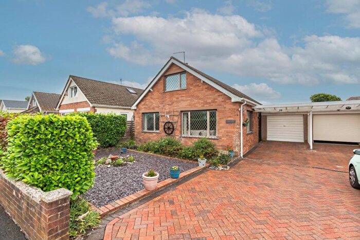 3 Bedroom Detached Bungalow For Sale In Withy Park, Bishopston, Mumbles, Swansea, SA3