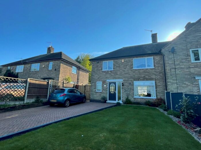 3 Bedroom SemiDetached House For Sale In St. Martins Road, Nottingham, NG8