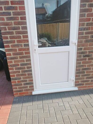 Studio To Rent In Russet Close, Stanwell Moor, TW19