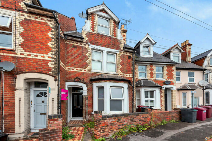 1 Bedroom Apartment To Rent In Pell Street, Reading, RG1