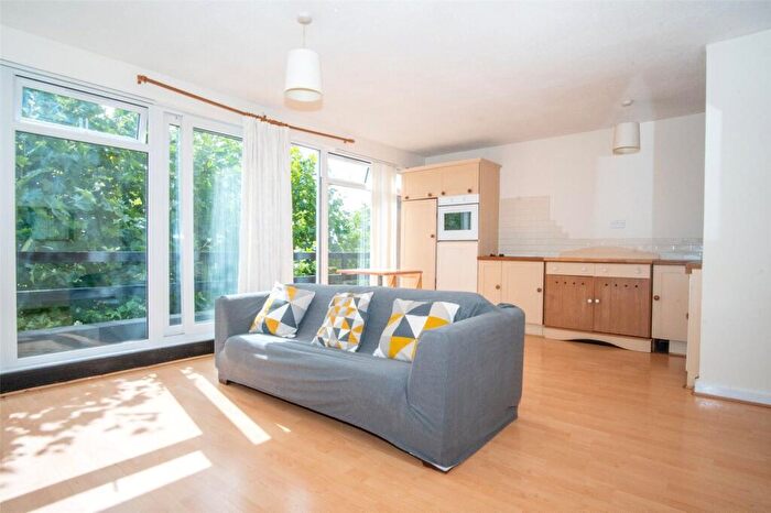 1 Bedroom Apartment For Sale In Somerset Square, Nailsea, North Somerset, BS48