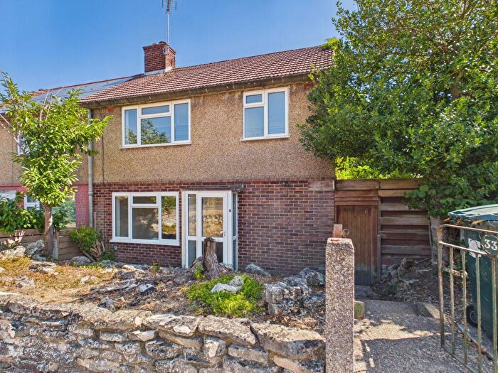 3 Bedroom Semi Detached House For Sale In Brockley Close, Tilehurst, Reading, RG30