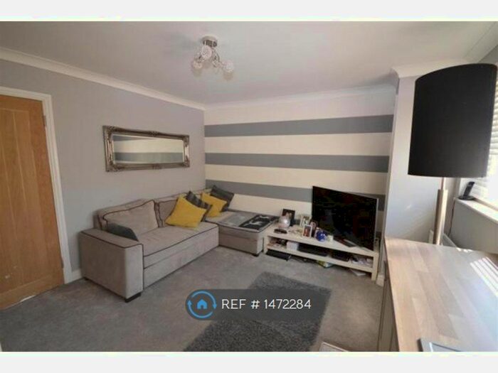 1 Bedroom Maisonette To Rent In Station Road, Marston Green, Birmingham, B37