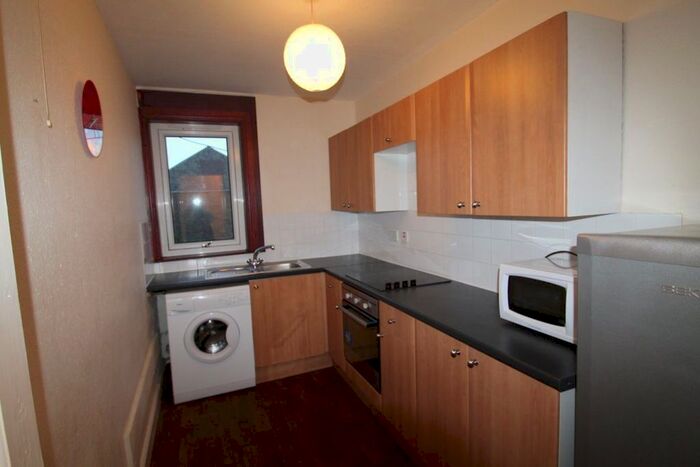 2 Bedroom Flat To Rent In Dens Road, Dundee, DD3