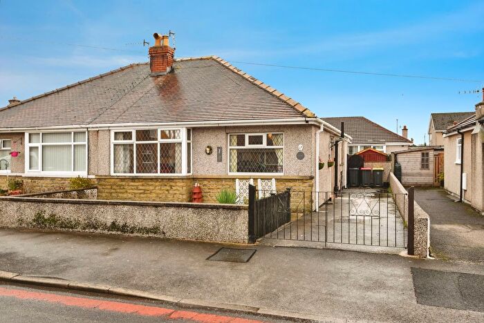2 Bedroom Bungalow For Sale In Fairhope Avenue, Morecambe, Lancashire, LA4