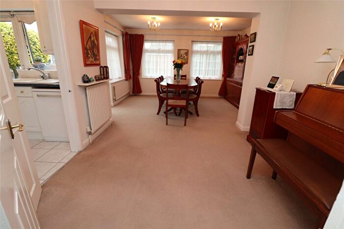 4 Bedroom Detached House For Sale In Aylesbeare, Shoeburyness, Southend-On-Sea, SS3
