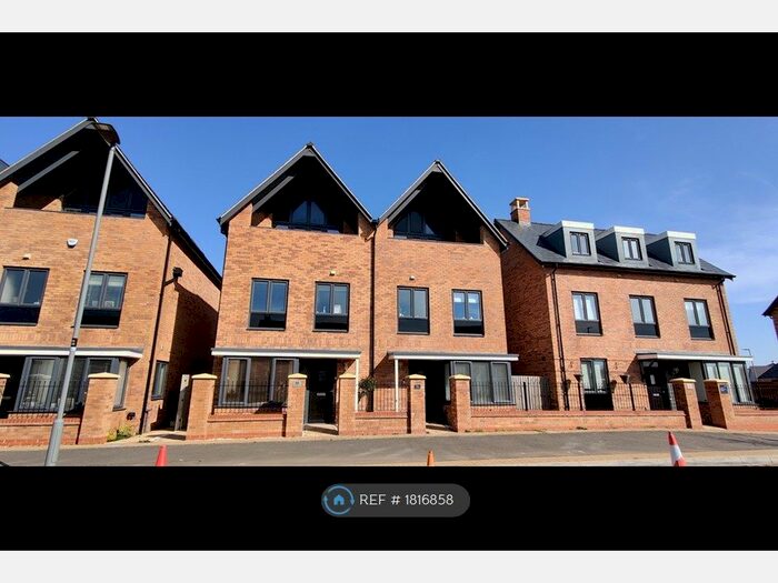 4 Bedroom Semi-Detached House To Rent In Longhorn Drive, Milton Keynes, MK8