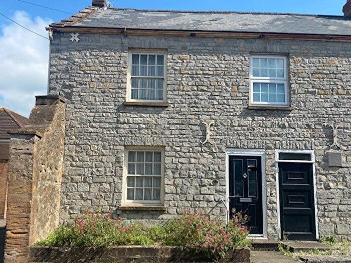 3 Bedroom Property To Rent In The Cross, Ilminster, TA19