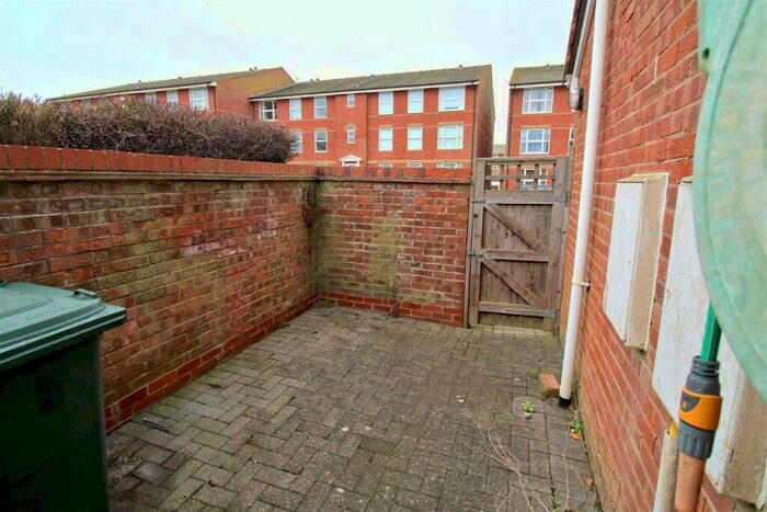 3 Bedroom Detached House For Sale In Ringmer Road, Seaford, BN25