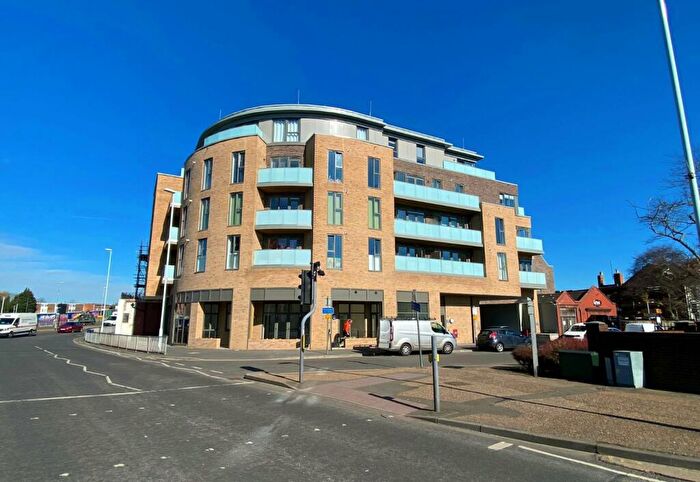2 Bedroom Flat For Sale In Lennox Road, Worthing, BN11