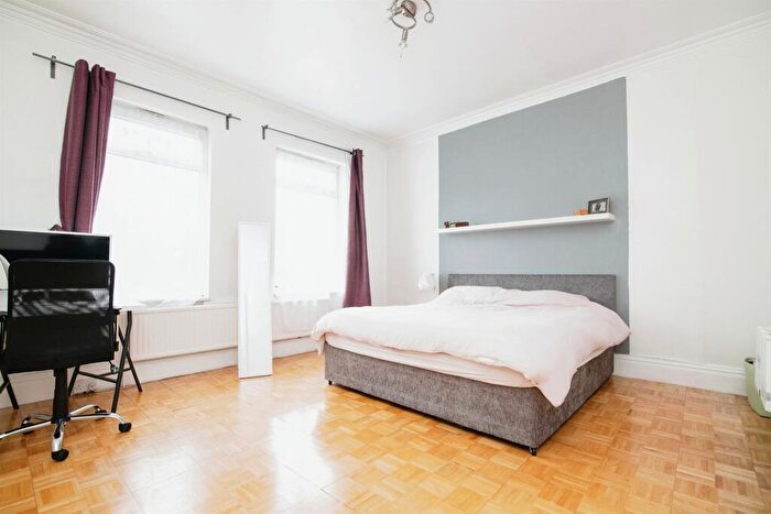 7 Bedroom Detached House To Rent In Handsworth Wood Road, Birmingham, B20