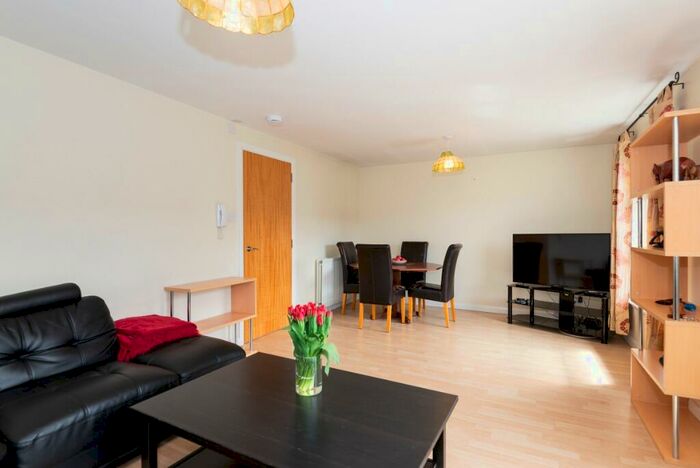 4 Bedroom Flat To Rent In Bannermill Place, City Centre, Aberdeen, AB24