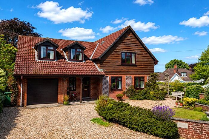 4 Bedroom Detached House For Sale In Upper Garston Lane, Bratton, BA13