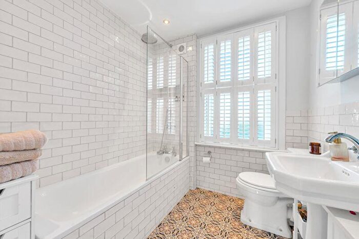 3 Bedroom Terraced House For Sale In Camden Grove, Chislehurst, BR7