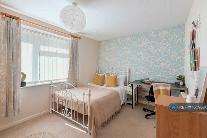 3 Bedroom Terraced House To Rent In Queens Drive, Bath, BA2