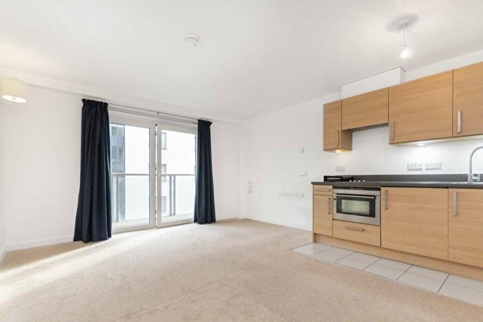 Studio To Rent In Empire Way, Wembley, HA9