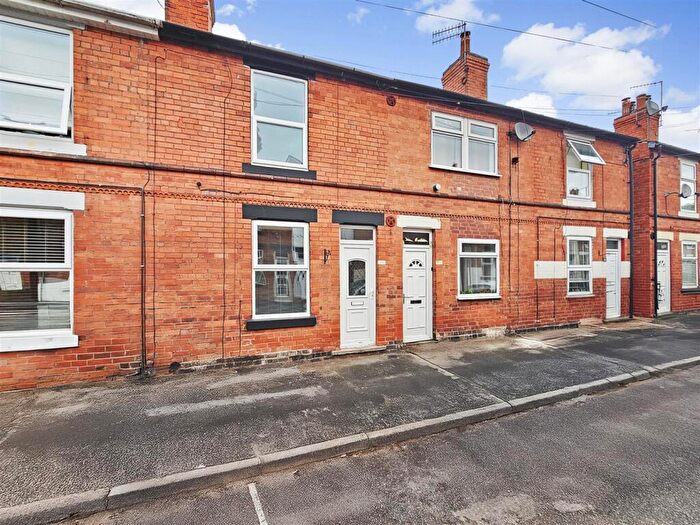2 Bedroom Terraced House To Rent In Rydal Grove, Nottingham, NG6