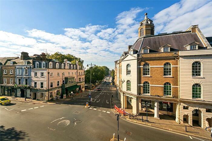 2 Bedroom Flat To Rent In Hill Street, Richmond, TW9