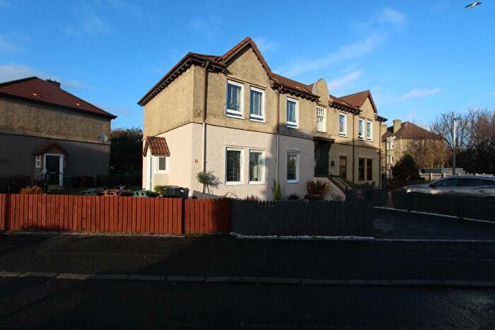 2 Bedroom Flat To Rent In Lochend Quadrant, Lochend, Edinburgh, EH7