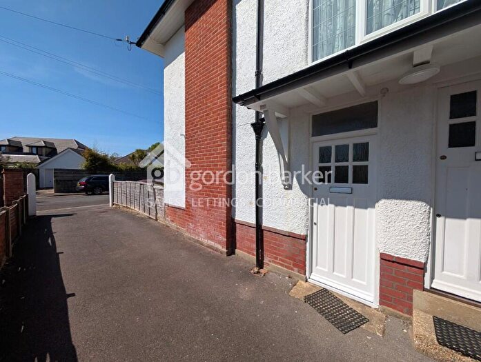 2 Bedroom Flat To Rent In Wayside Road, Southbourne, Bournemouth, BH6