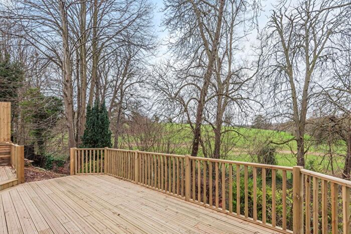 5 Bedroom Detached House To Rent In Henley On Thames, Oxfordshire, RG9