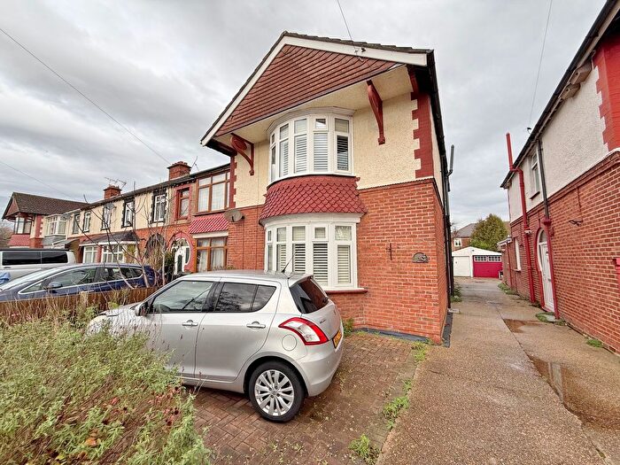 3 Bedroom End Terrace House For Sale In Highbury Grove, Cosham, Portsmouth, PO6