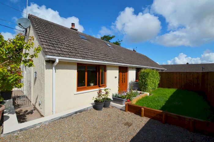 2 Bedroom Semi-Detached Bungalow For Sale In Main Road, Waterston, Milford Haven, SA73