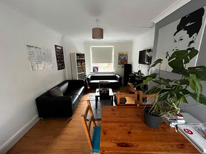 6 Bedroom House To Rent In Rolleston Drive (D), Lenton, Nottingham, Nottinghamshire, NG7